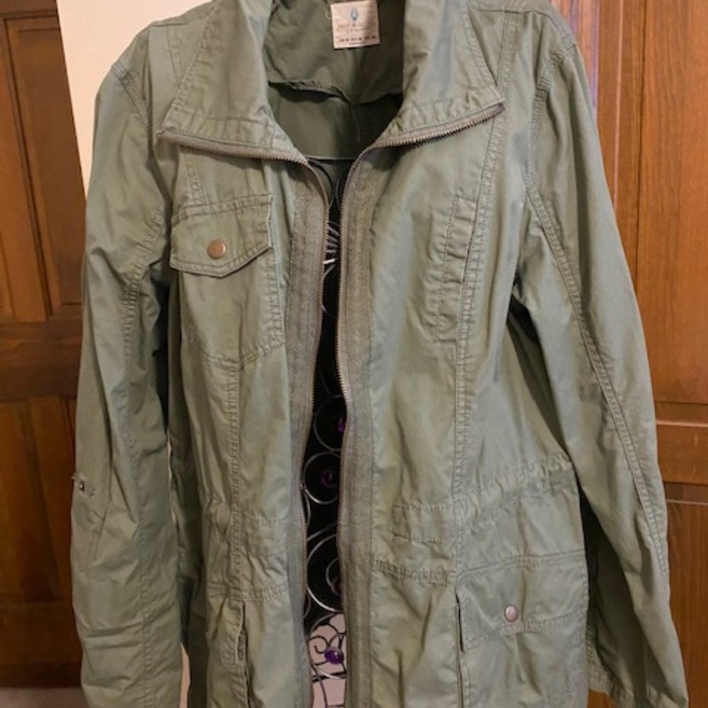 Jade & Ivory Olive Green Jacket